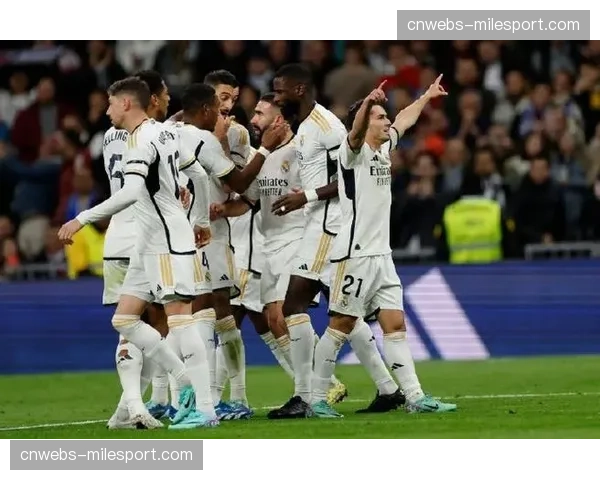 皇马2-0完胜格拉纳达,罗德里戈传射建功 皇马2-0完胜格拉纳达,罗德里戈传射建功